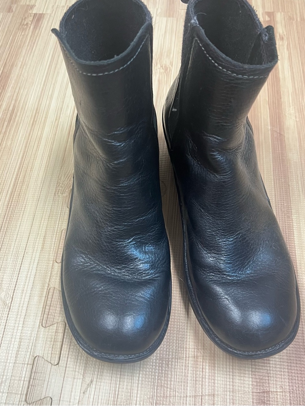 Women’s Black Leather Ankle Boots- Bionica